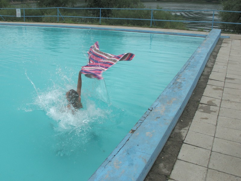 mb050804032.jpg